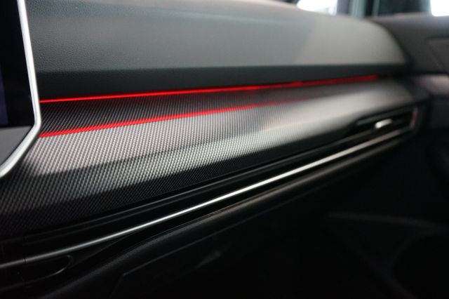 Volkswagen Golf 2.0 TDI DSG R-Line | Pano | HuD | FACELIFT