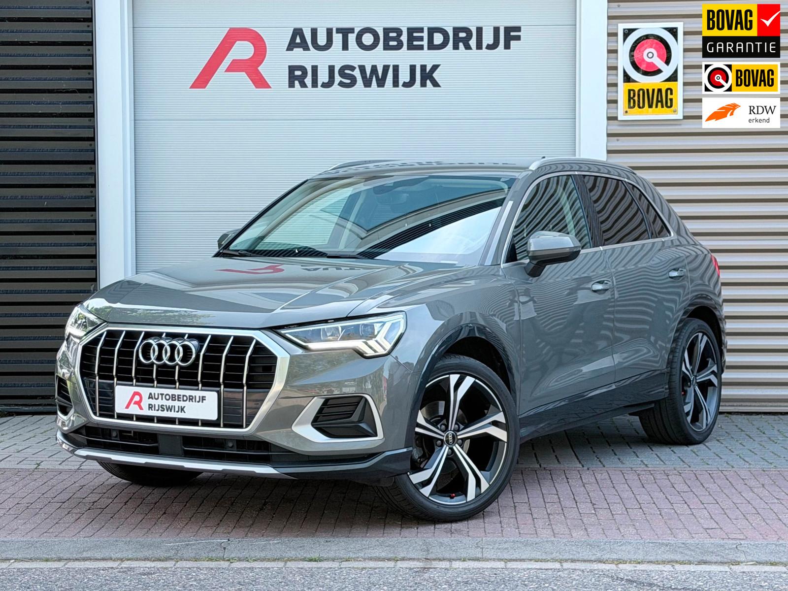 Audi Q3 35 TFSI Pro Line AppleCarPlay/Blindspot/Matri