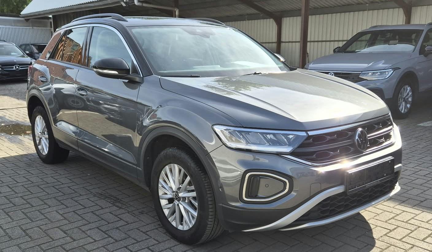 Volkswagen T-Roc 2.0 TDI DSG Life Start Stro LED ACC