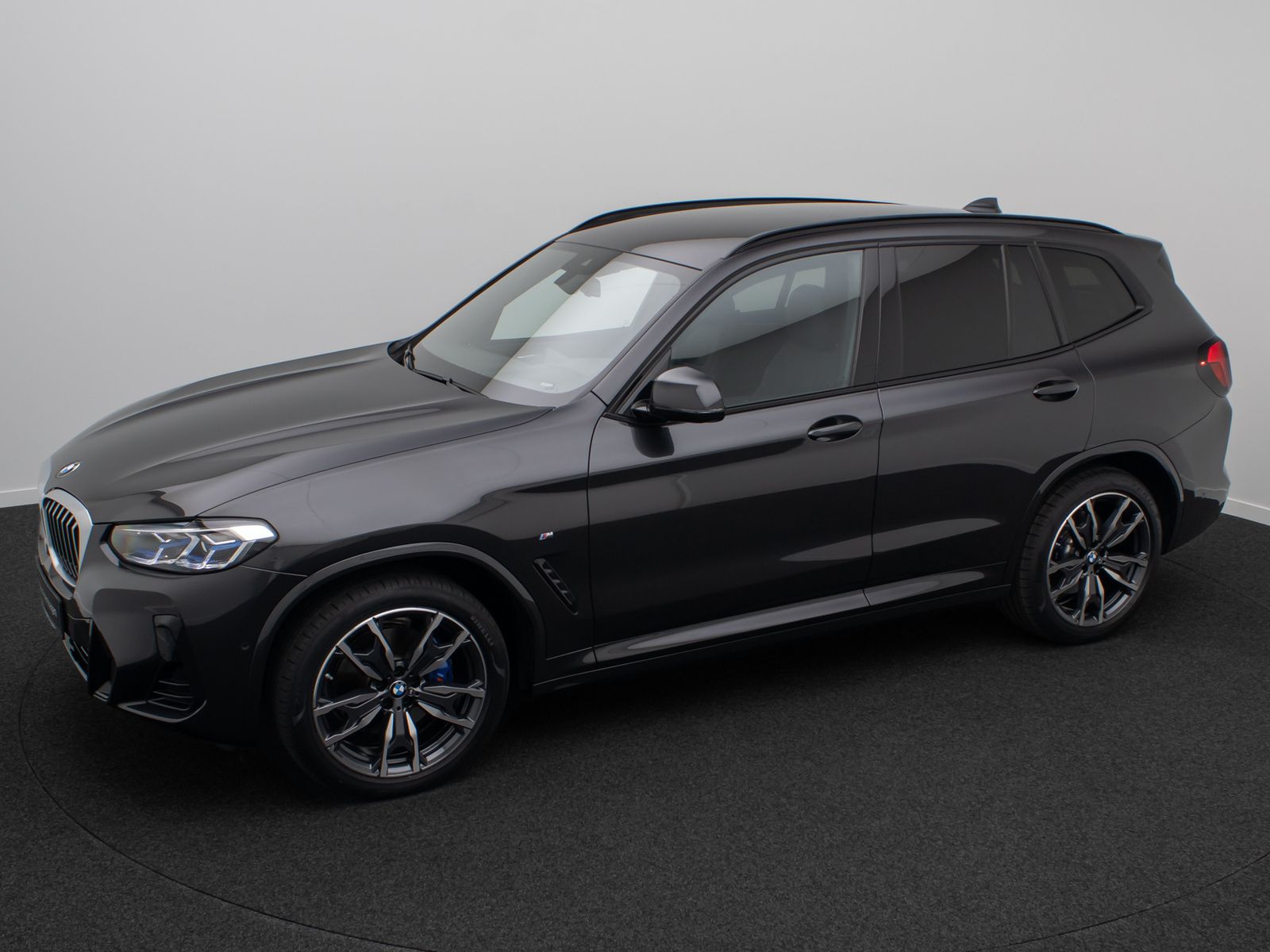 Fahrzeugabbildung BMW X3 xD30i MSport Kamera Laser HUD DAB HiFi 20Zoll