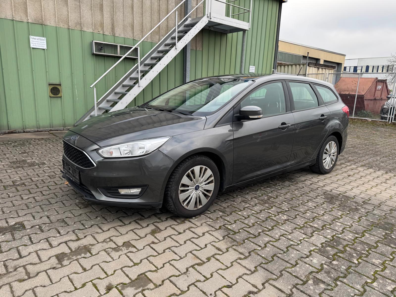 Ford Focus Business 1.Hand*TÜV 10/26*Top!*Klima*Navi