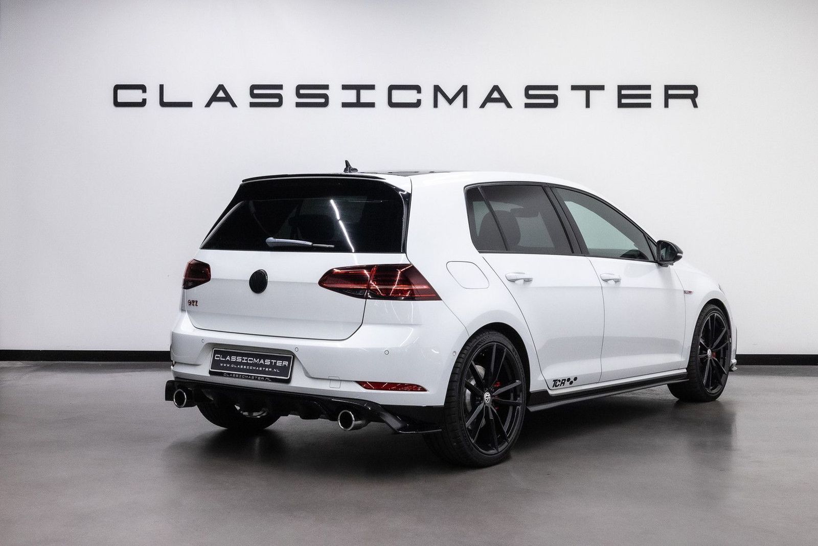 Volkswagen Golf 2.0 TSI GTI TCR imagem 3