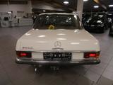 Mercedes-Benz /8 Lim. 200D T-Leder. - Offers