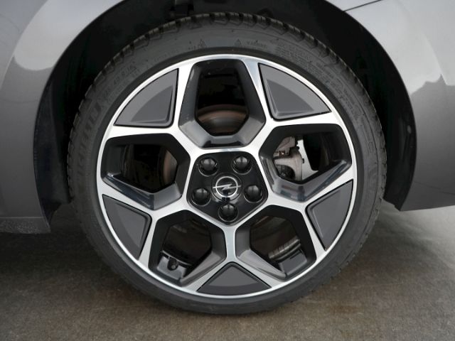 Astra L ST ULTIMATE HYBRID eDCT+HEAD-UP-DISPLAY+