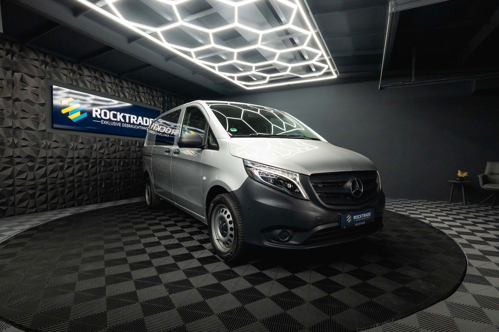 Fahrzeugabbildung Mercedes-Benz Vito Mixto 119 CDI 4MATIC kompakt *LED*Kamera*