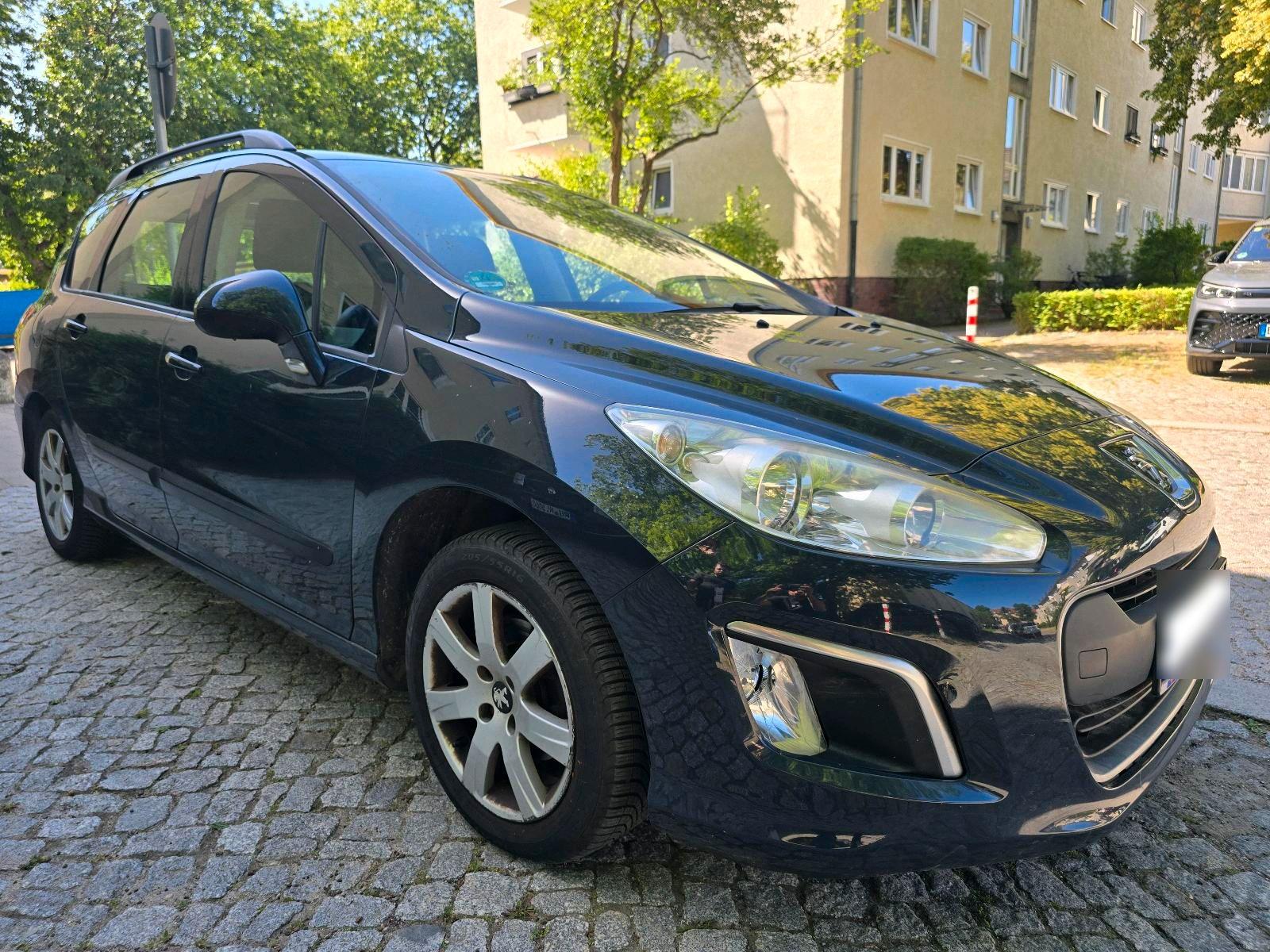 Peugeot 308, 2011