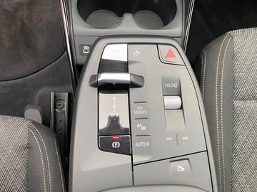 2024 BMW IX1 — миниатюра 14