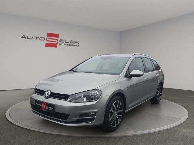 Volkswagen Golf VII Cup AUS 1.HAND /Panorama/NAVI/PDC
