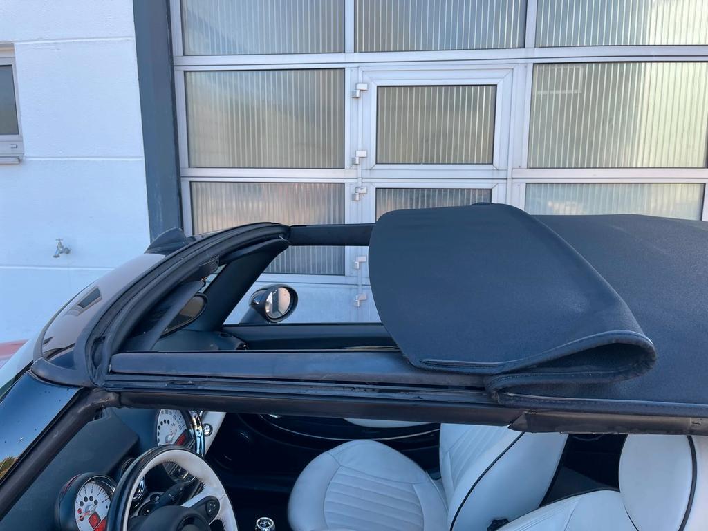MINI Cooper Cabrio