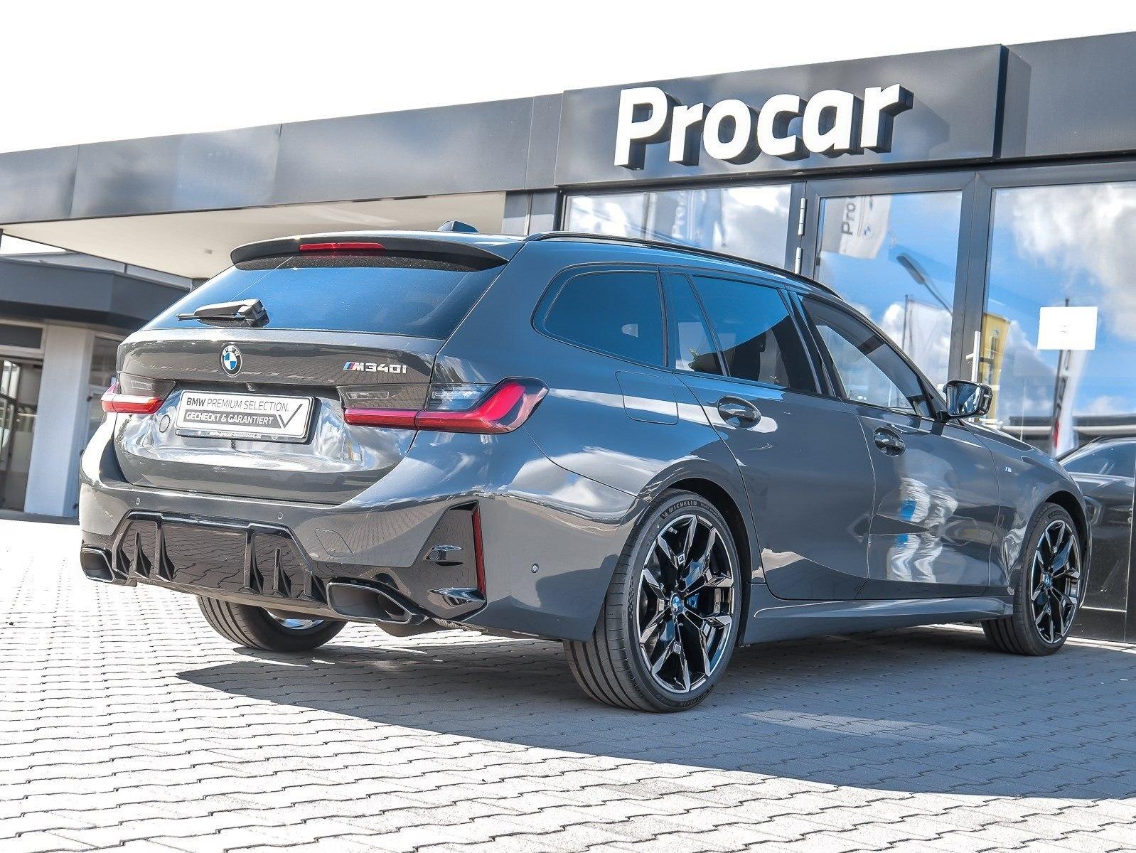 BMW M340i xDrive Touring M Sport HUD PANO 360°KAM