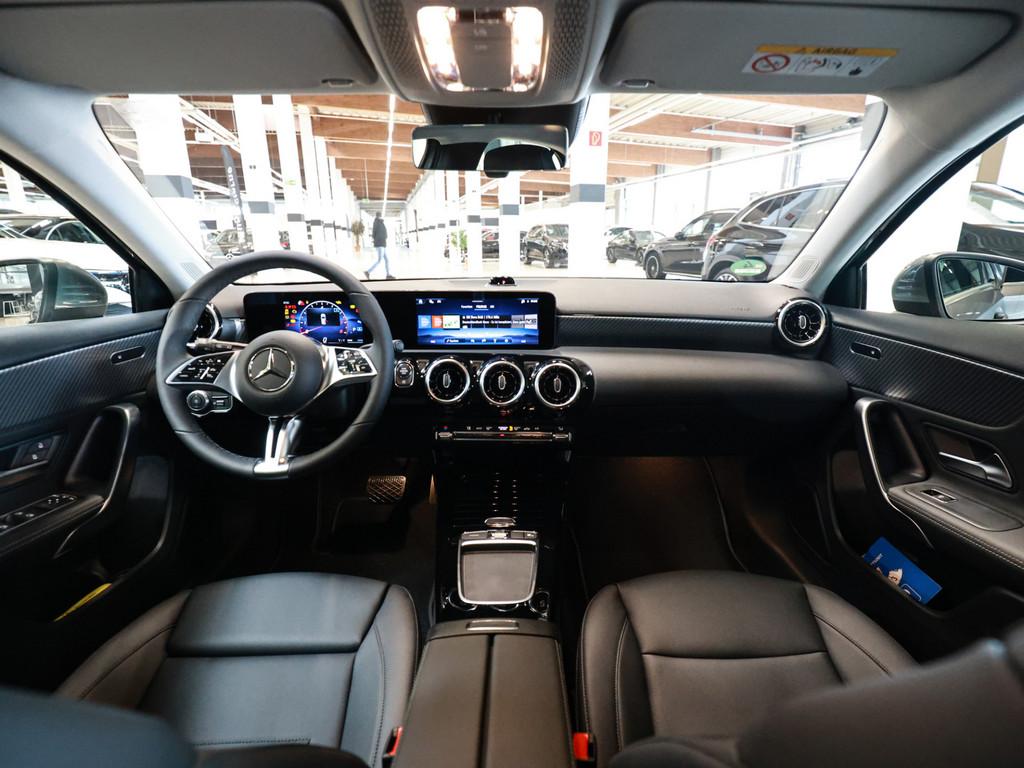 Mercedes-Benz A 250 4M Progressive Line AHK LED Kamera Spurh.-