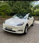 Tesla Model Y LR AWD | Boost | AHK | Weiß/Weiß | - gebrauchte Tesla Model Y aus dem Jahr 2024