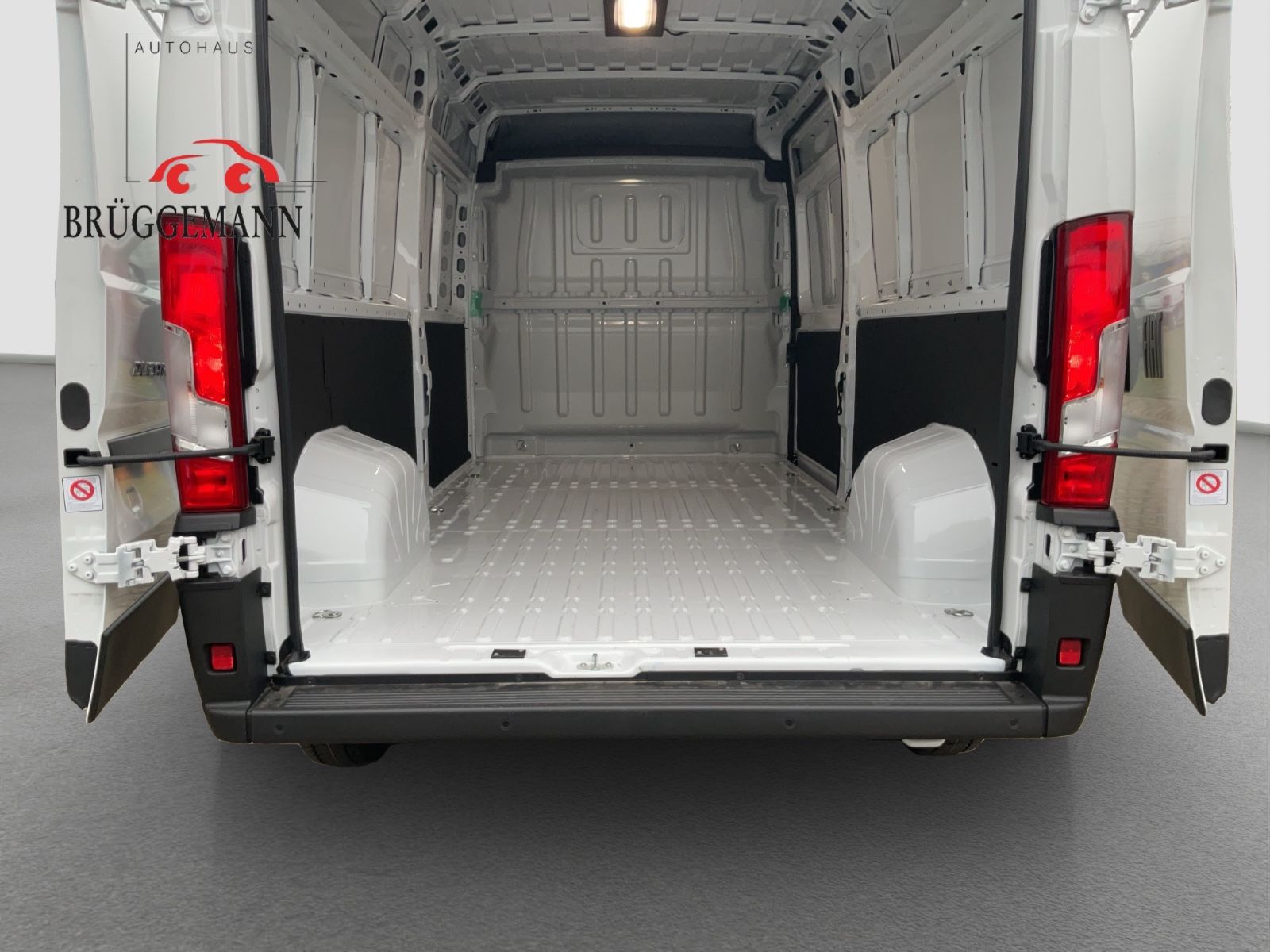 Fahrzeugabbildung Fiat Ducato L3H2 140MJ Klima Kamera Tempomat