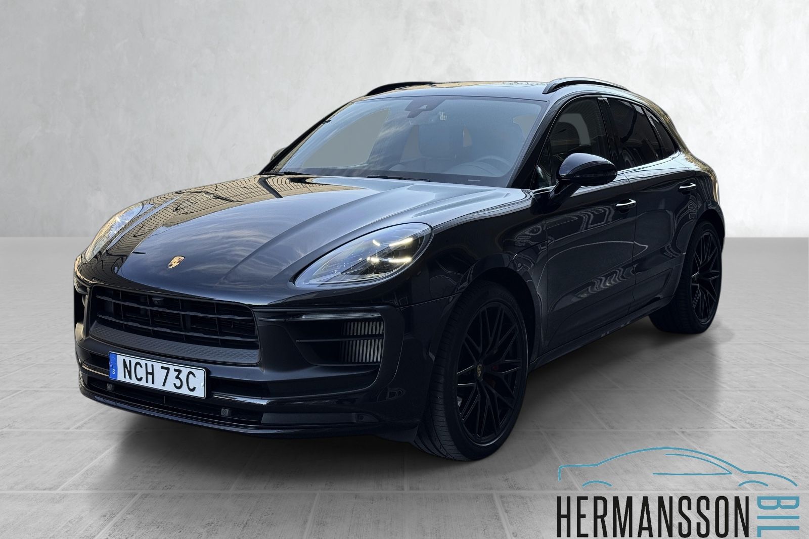 PORSCHE Macan GTS 440HK Pano PASM Bose 360° Heater