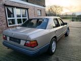 Mercedes-Benz Mercedes benz 230 E  Bj 89 Mit H Zulassung... - Mercedes-Benz 230 in Dortmund