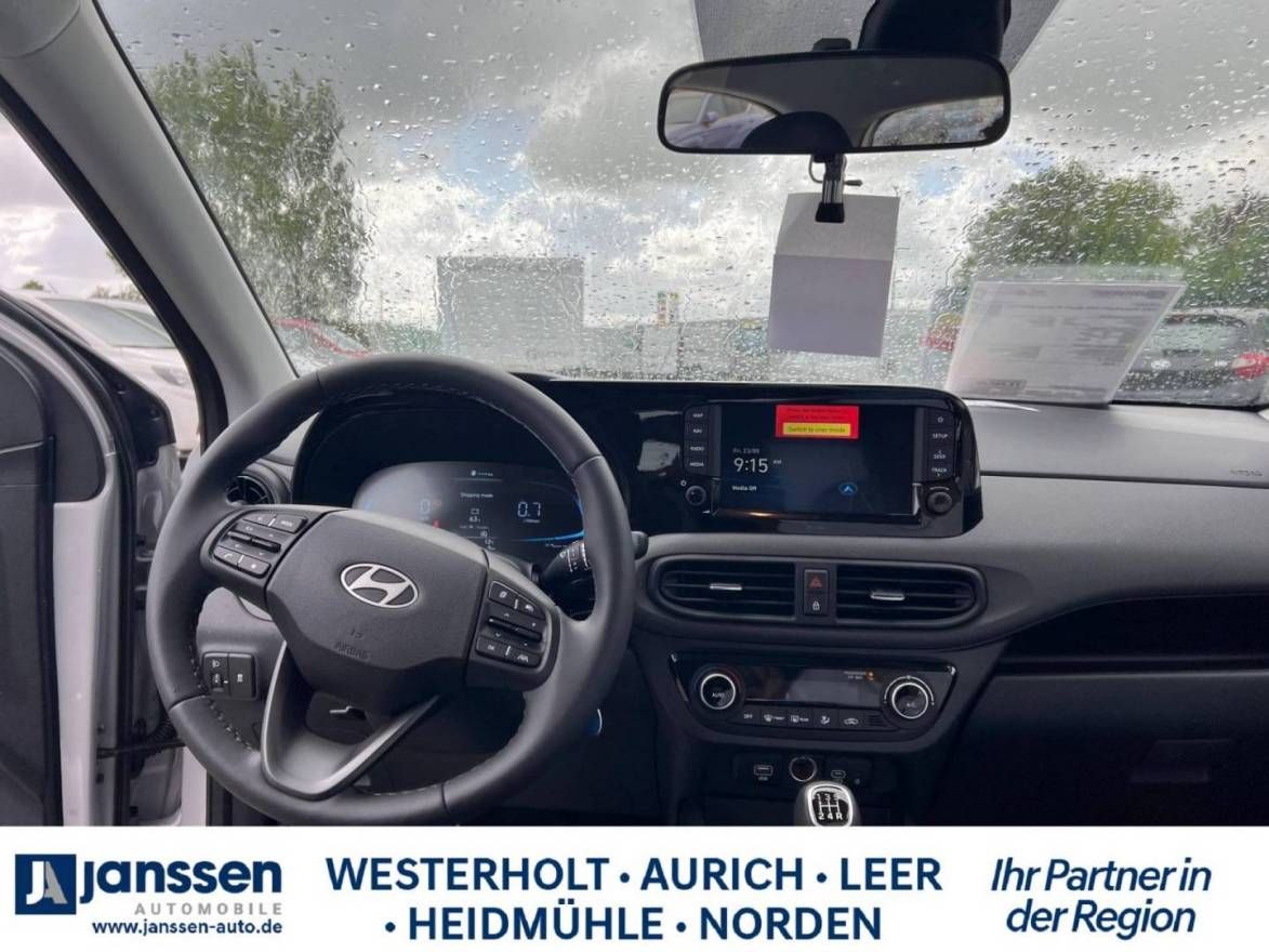 Fahrzeugabbildung Hyundai i10 Trend Komfortpaket PDC Rückfahrkamera Navi S