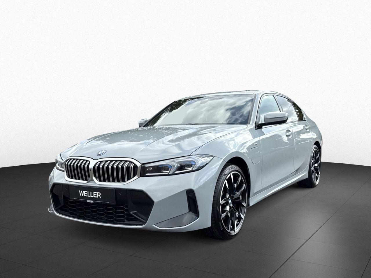 BMW 330 - Bild 3