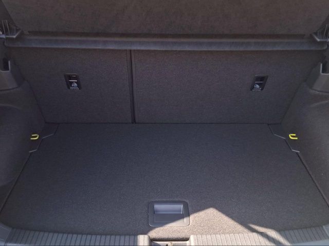 T-CROSS 1.0 TSI LIFE ACC+KLIMA+NAVI+BT+APP+SHZ