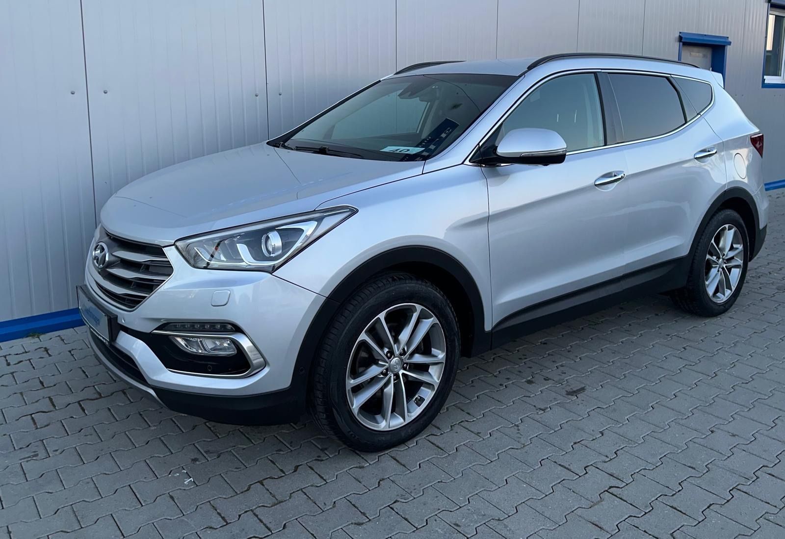Hyundai SANTA FE Santa Fe 2,2 blue Premium 4WD LEDER 360° AHK KEY
