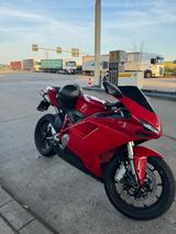 Ducati 848  Desmo SERVICE/ Zahnriemen/ TÜV/ Reifen NEU - Offers matching your search criteria