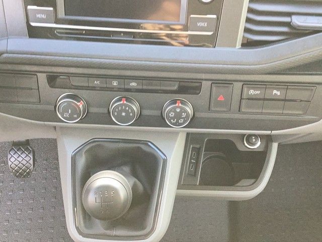Fahrzeugabbildung Volkswagen T6 Kombi T6.1 TDI 9-Sitzer KLIMA PDC DAB