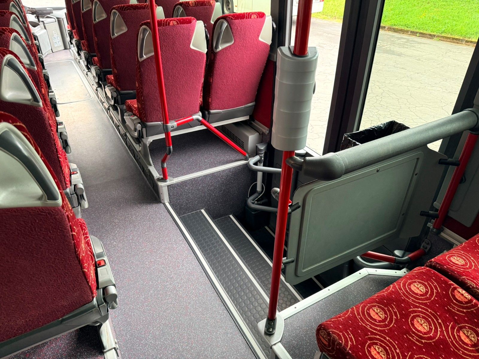 SETRA  2015 - Image 23 of 26