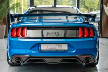 Ford Mustang - 7