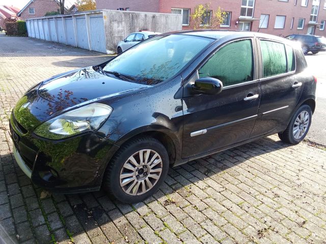 Renault Clio 3 exklusiv 2009. Navigation 1...