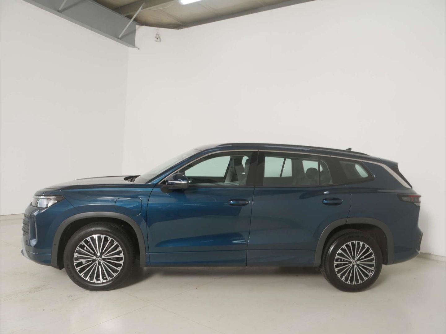 Volkswagen Tayron 1.5 eHybrid Life DSG AHK NAV LED Klima SH foto 5