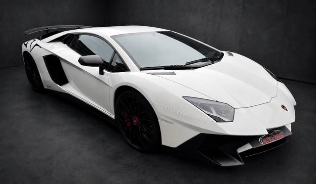Lamborghini Aventador LP 750-4 SV Superveloce Carbon