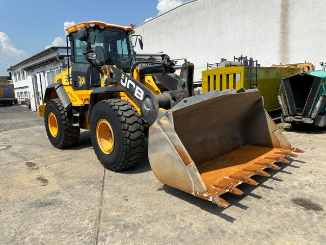 JCB 437 ZX