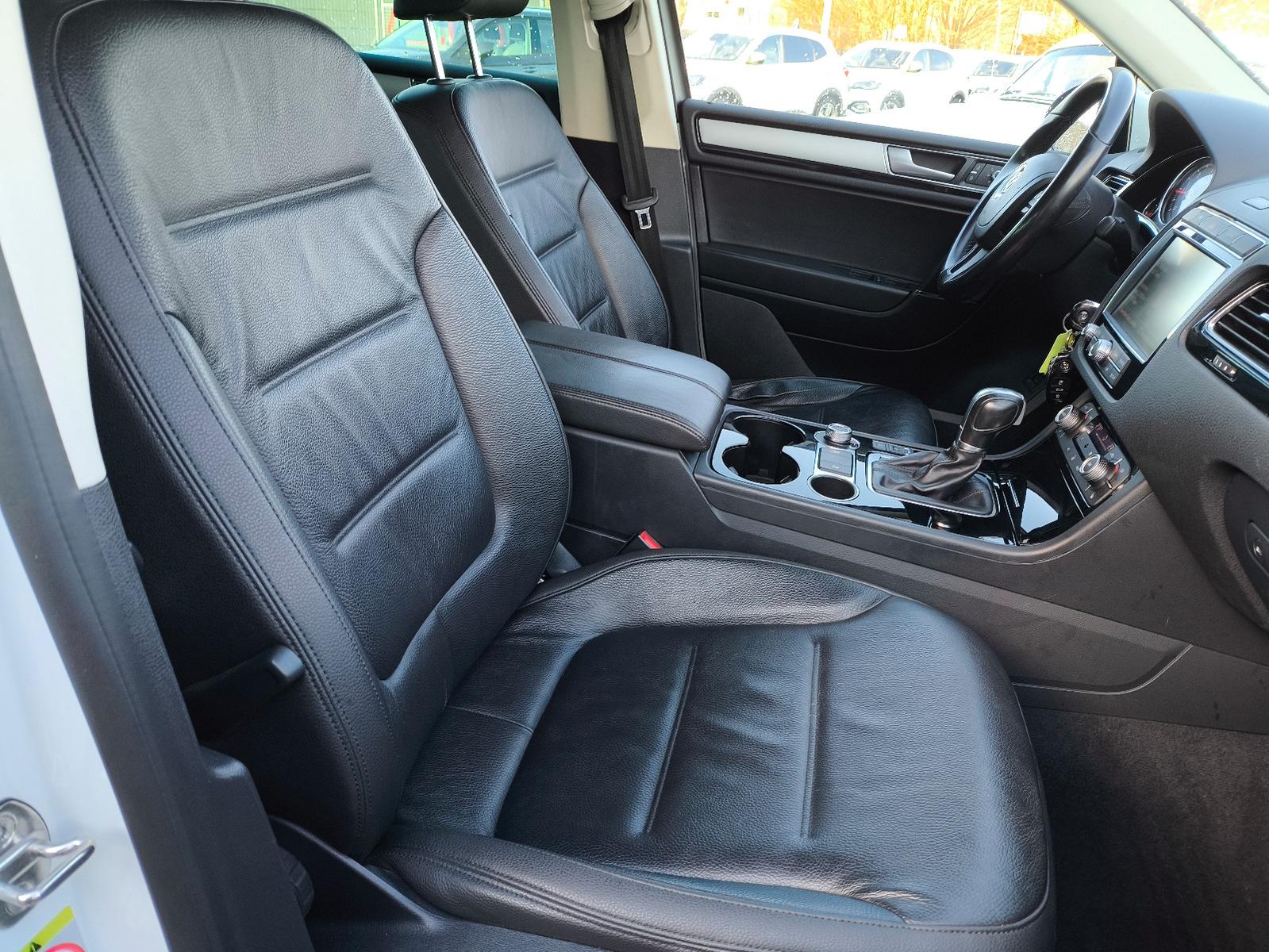 Volkswagen Touareg V6 TDI 4Motion,LEDER,NAVI,SITZHEIZUNG