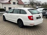 Skoda Superb Combi+Autm.+Scheckheft+TÜV neu - gebrauchte Skoda Superb aus dem Jahr 2013