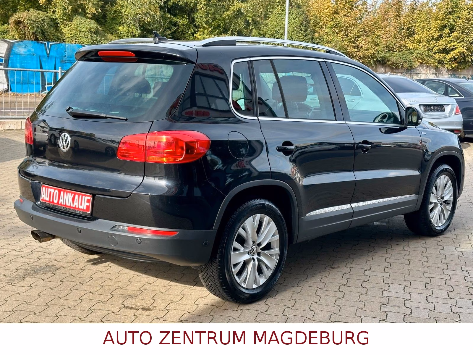Volkswagen Tiguan Life *2.HAND*NAVI*AHK*TEMPOM.*SITZH.*PDC*