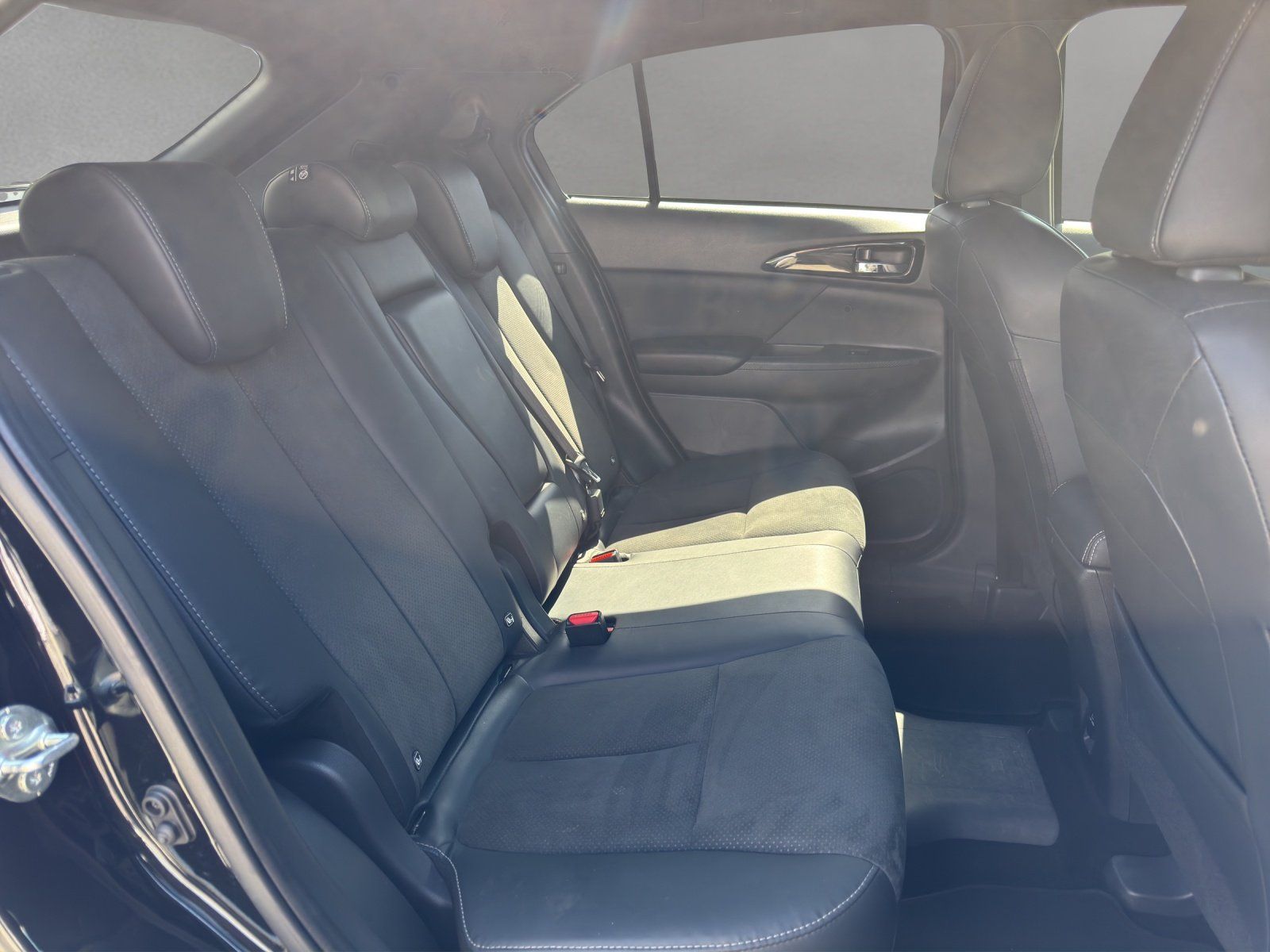 Fahrzeugabbildung Mitsubishi Eclipse Cross 2.4 Plus Hybrid Aut./LED/KAMERA/