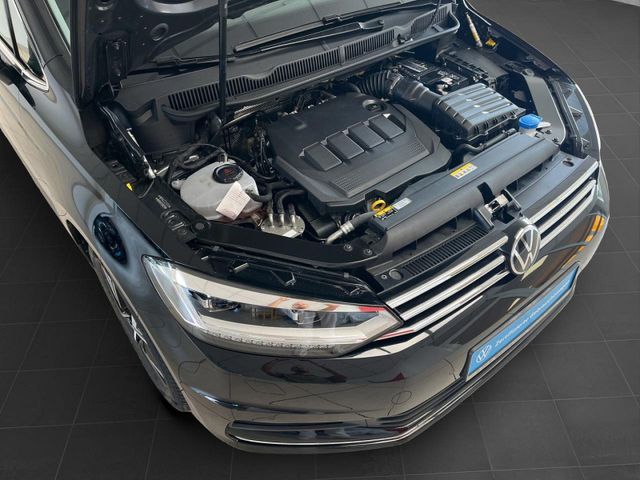 Touran 2.0 TDI DSG Highline Bluetooth Navi LED
