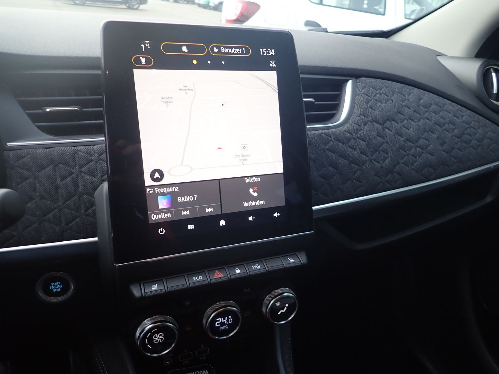 Fahrzeugabbildung Renault ZOE Iconic E-TECH 50 KW 135PS