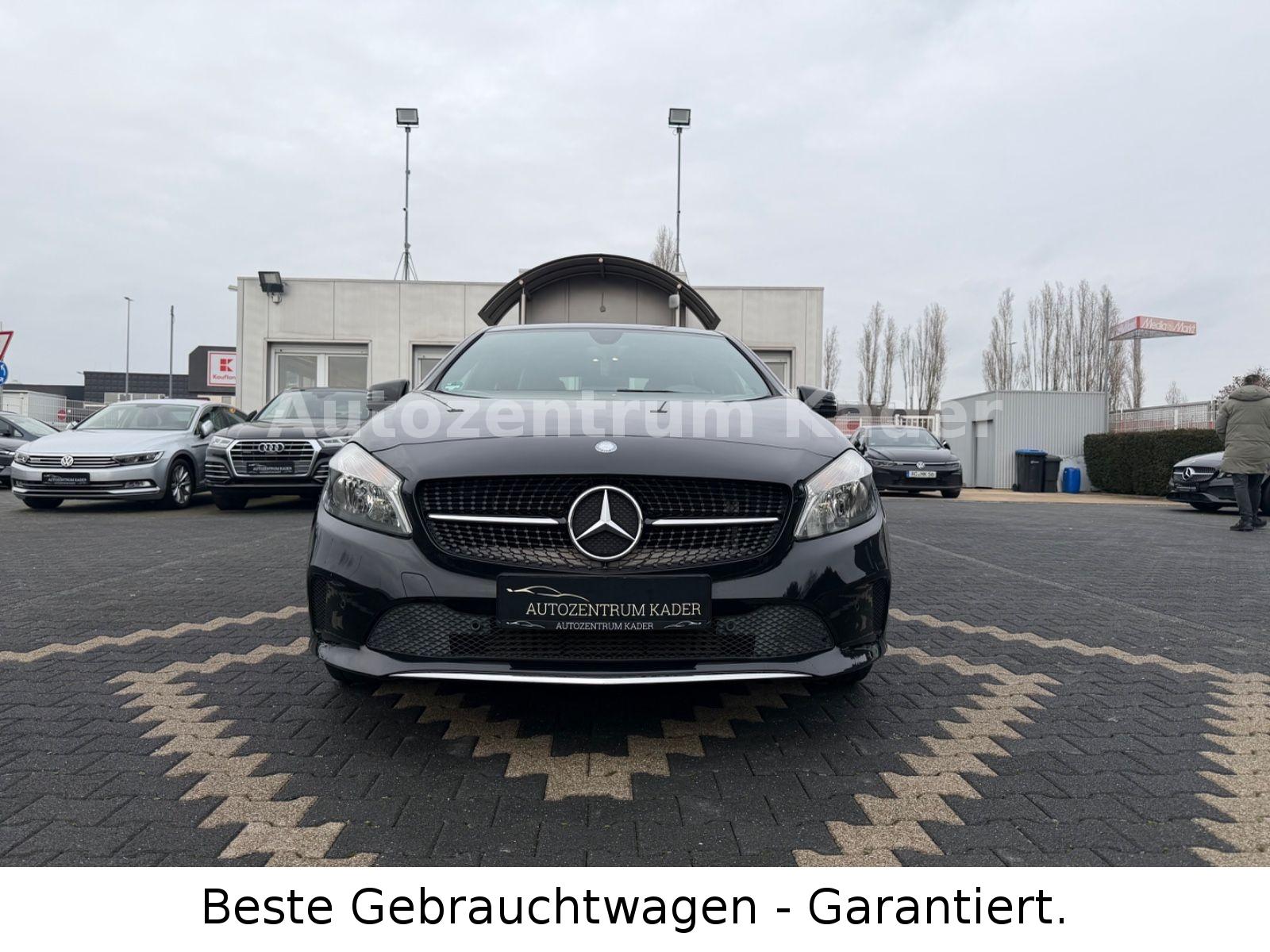 Mercedes-Benz A 180 BlueEfficiency*Lückenloses S-Heft*Navi*PDC