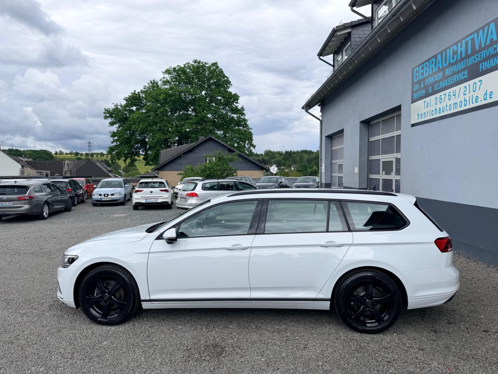Volkswagen Passat Variant Navi Cam PDC LED SHZ 17"