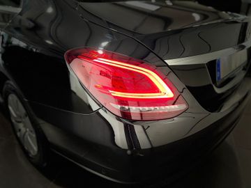 Mercedes C 200 - 4