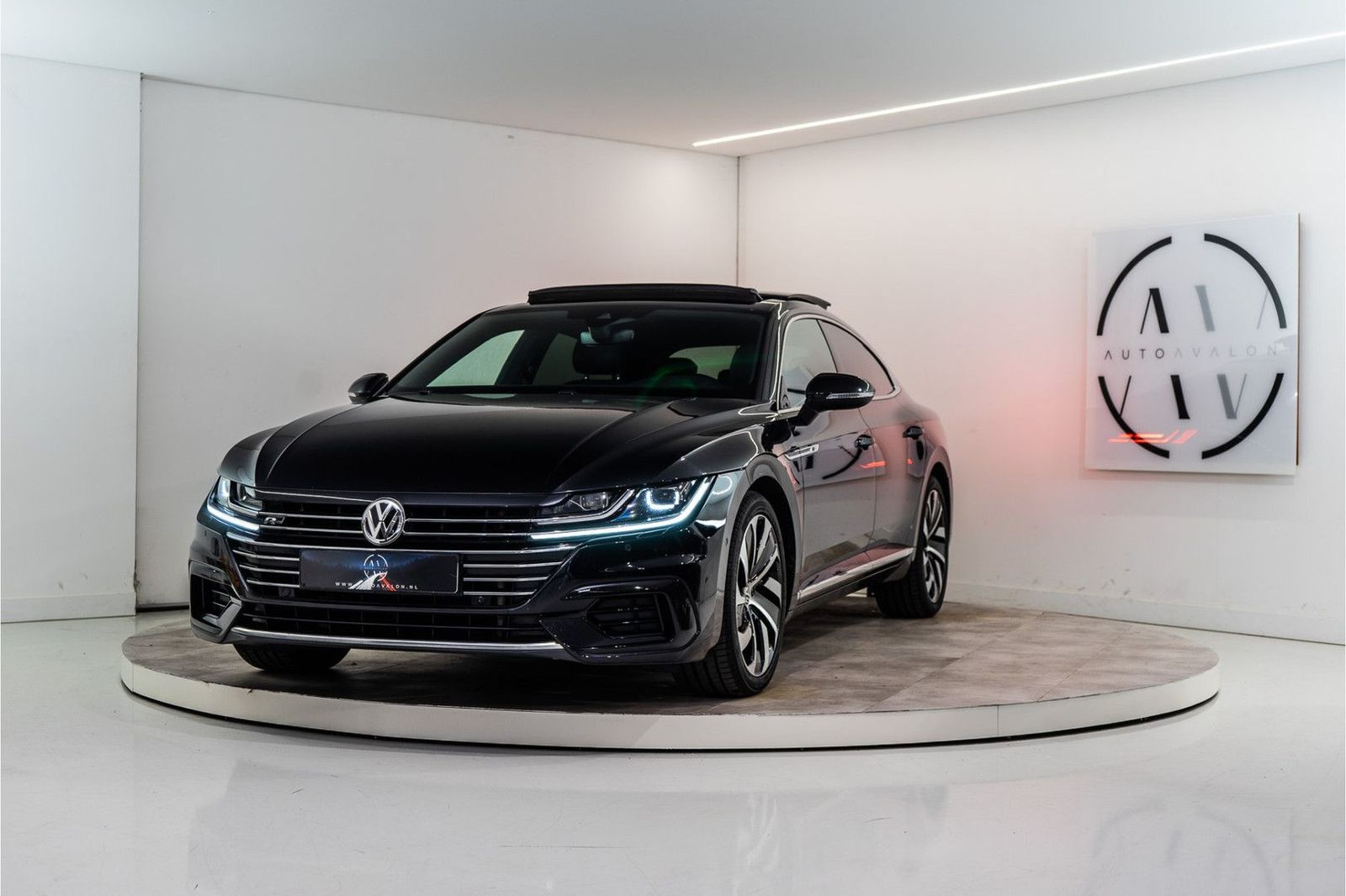 VW Arteon 2.0 TSI 2x R-Line 191PK | Pano | Discover