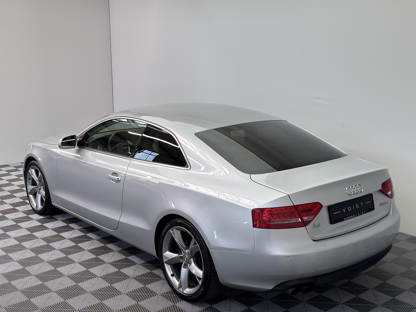 Audi A5 |2.Hand|Xenon|Sitzheizung|6-Gang|Scheckheft|