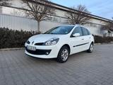 Renault Clio Grandtour Edition Dynamique 1.2 16V TCE... - Renault Clio: Dynamique 16v