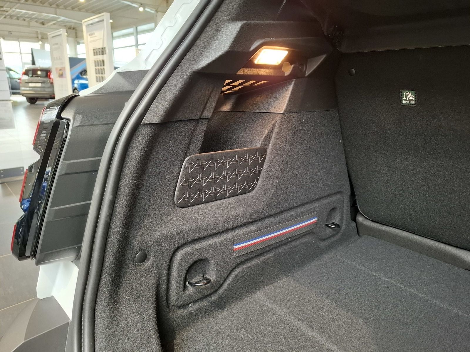 Renault R 4 - Bild 12