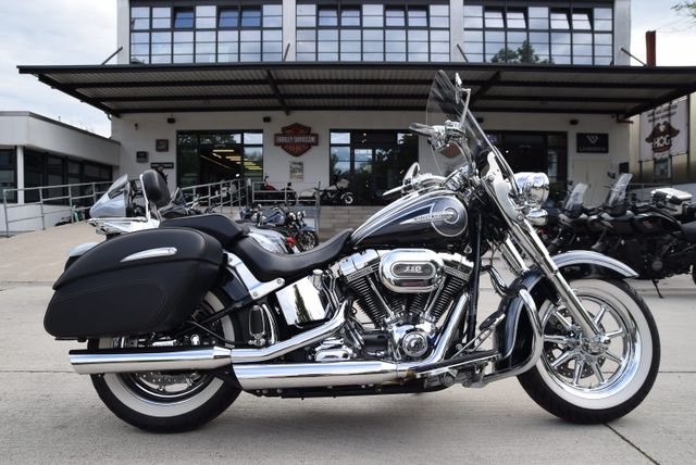 Harley-Davidson FLSTNSE CVO Softail Deluxe