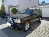 Jeep Grand Cherokee Overland 3.0 CRD 1.Hand  - Jeep Grand Cherokee in Wiesbaden