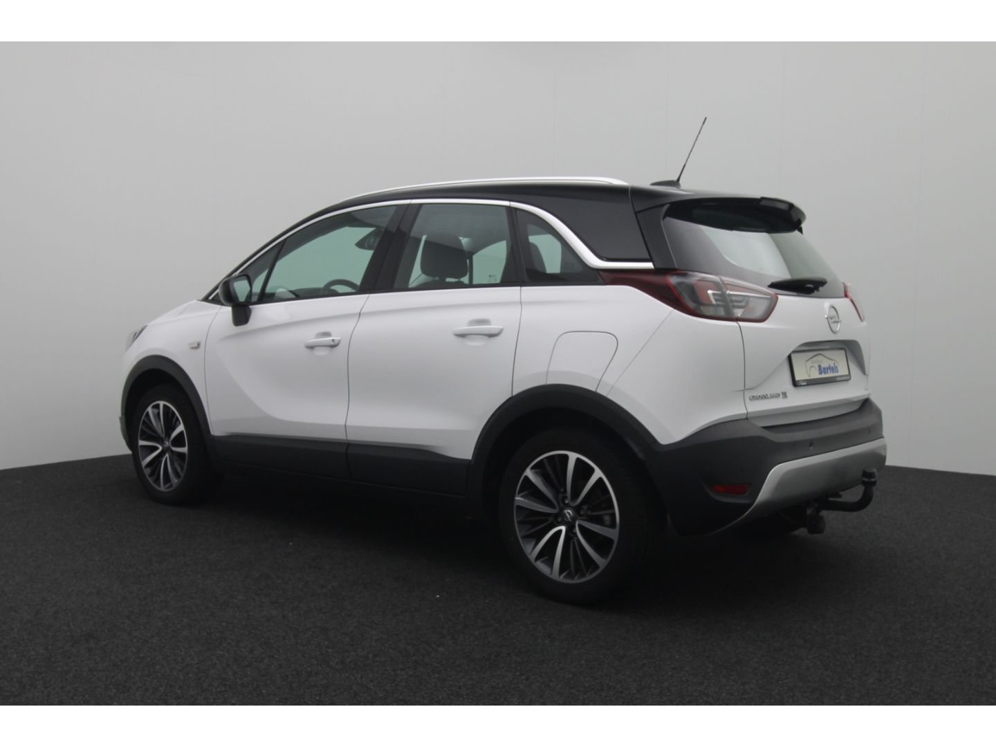 Fahrzeugabbildung Opel Crossland 1.2 AHK Einparkhilfe DAB