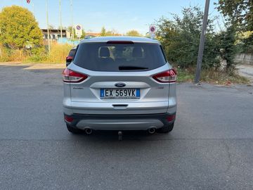 Ford Kuga - 2