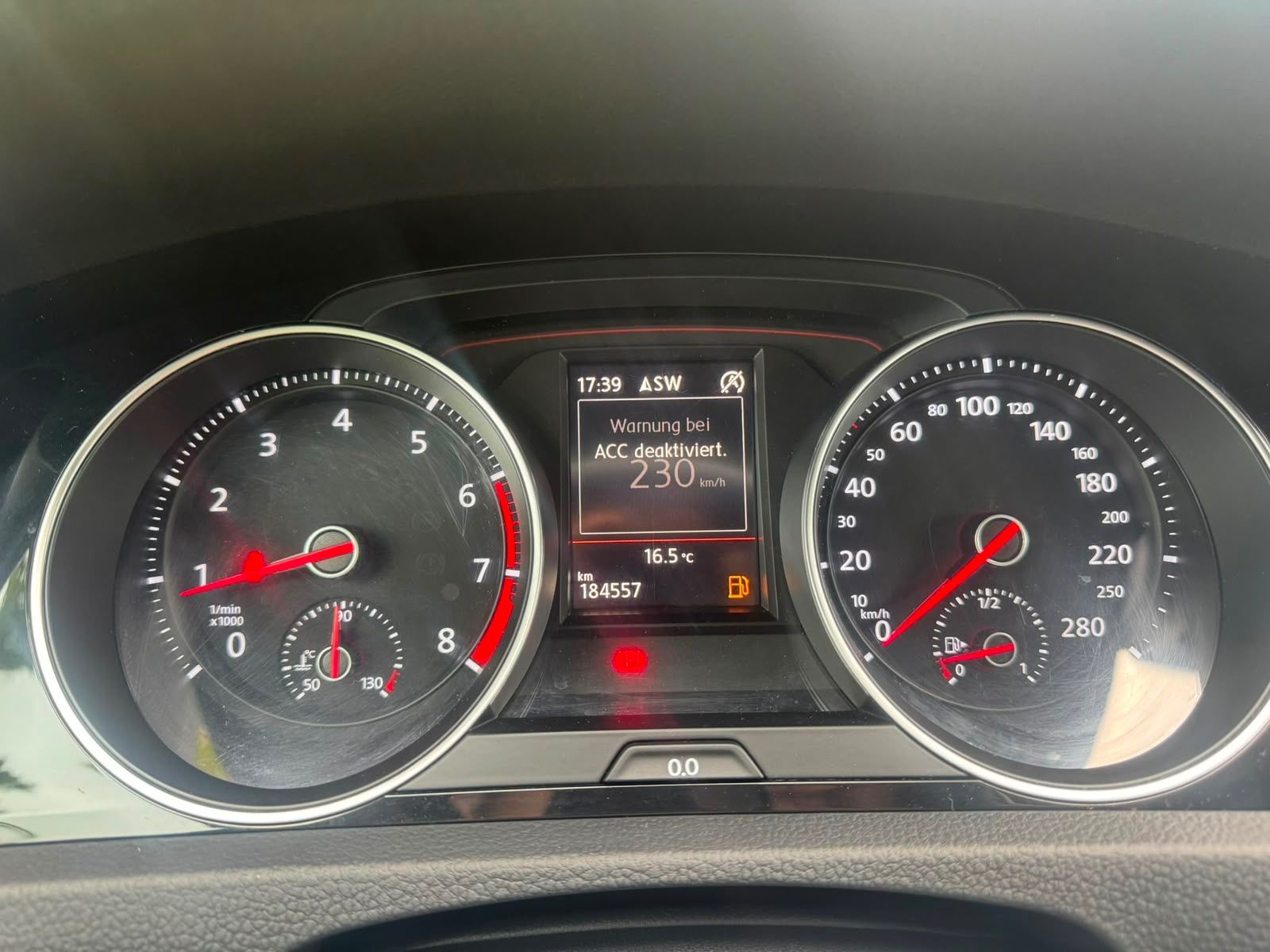Fahrzeugabbildung Volkswagen Golf VII Lim. GTI BMT/Start-Stopp