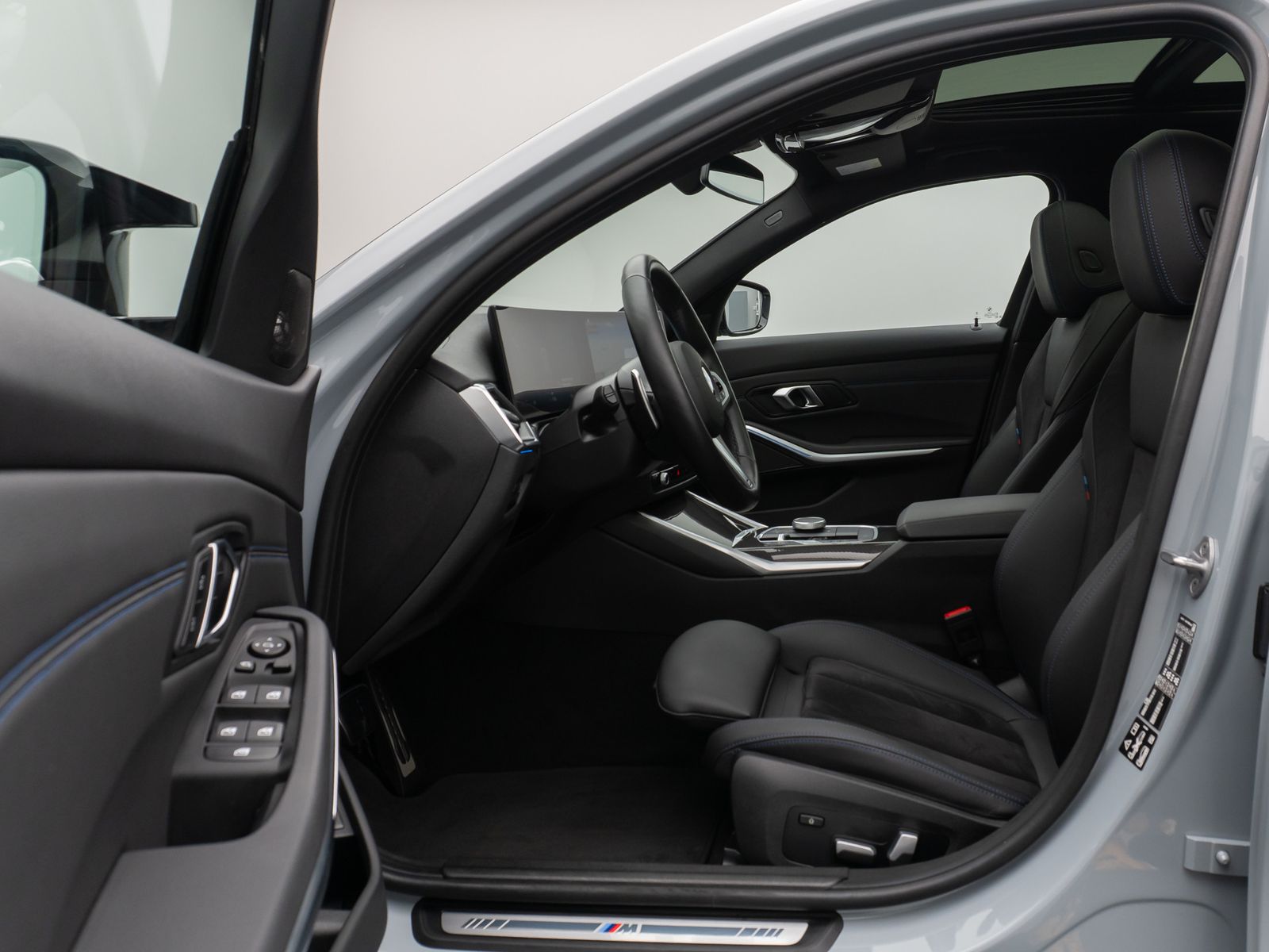 Fahrzeugabbildung BMW M340i xD Panorama Kamera DAB H/K Komfort 19Zoll